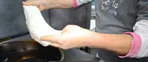 Allungare la pizza
