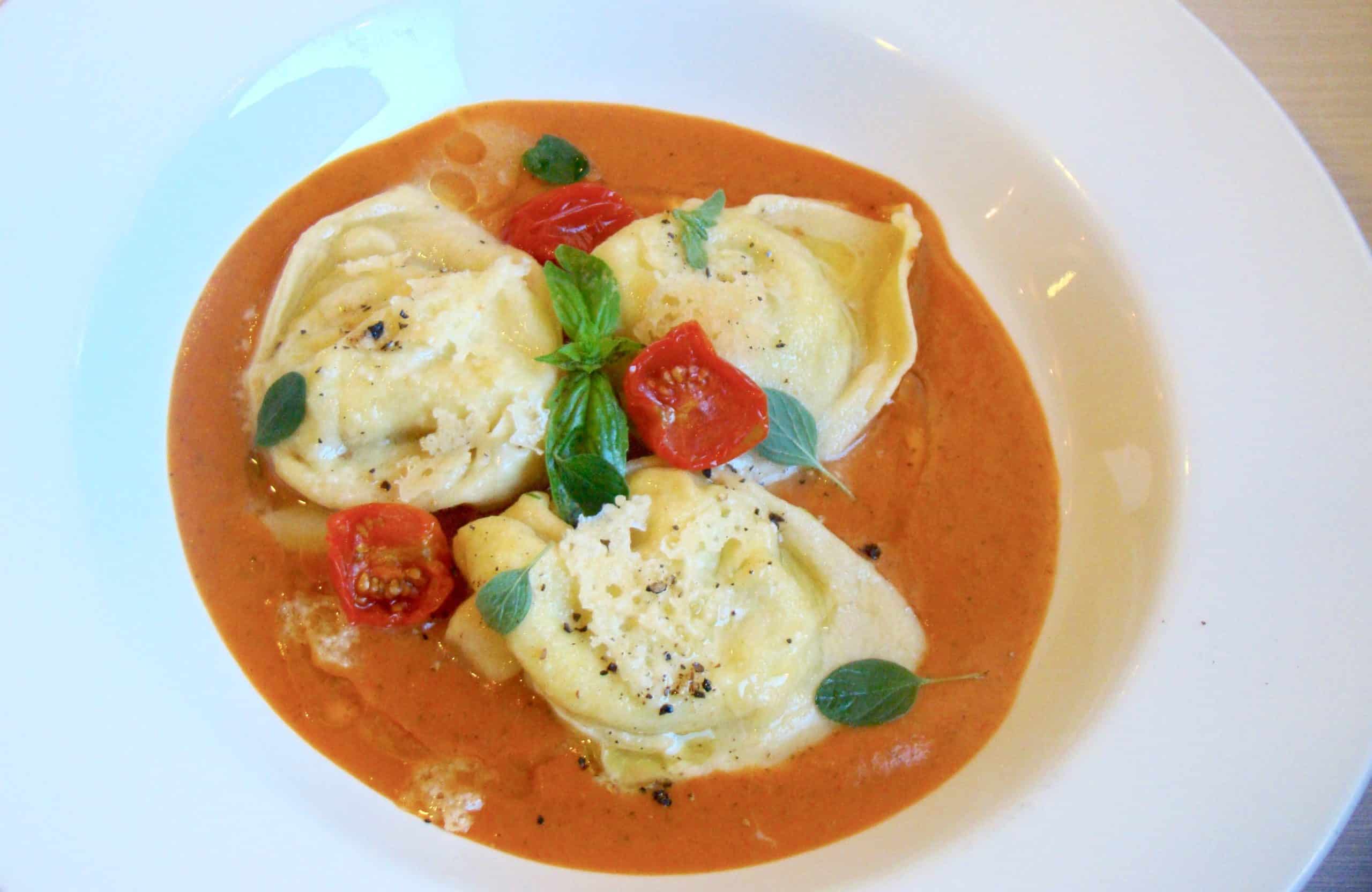 Tortelli di patate con burrata